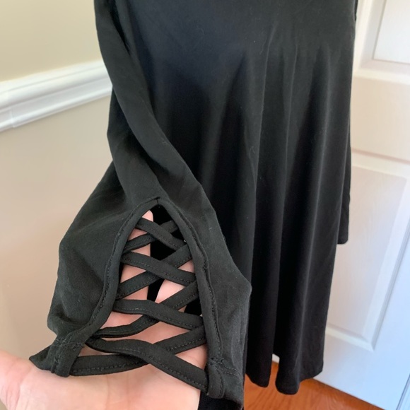 AVE Leisure, women’s top with hood, size 30/32 - Picture 4 of 11